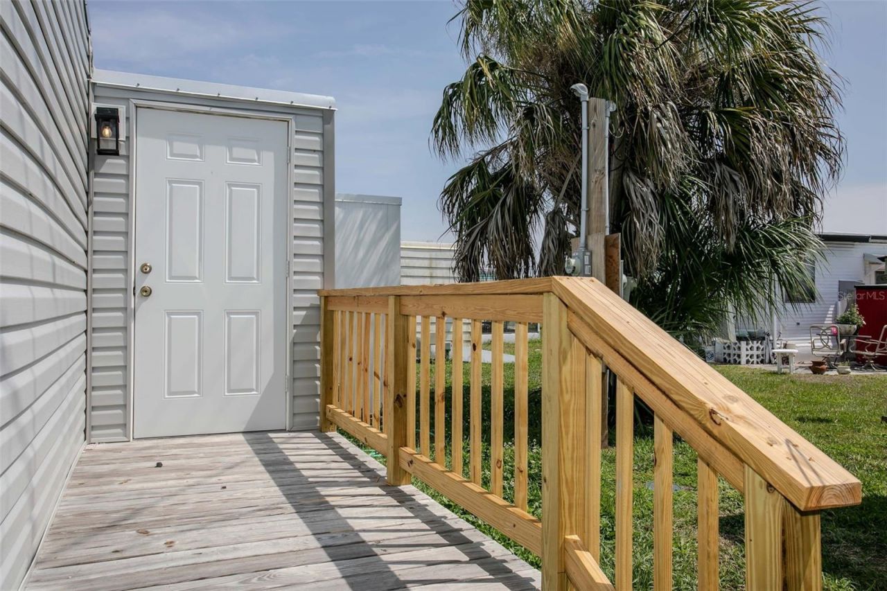 410 W 51st Avenue Drive W, Bradenton, FL 34207 Photo