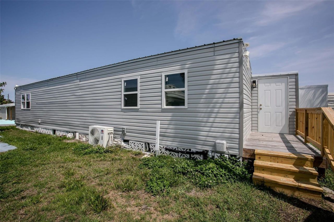 410 W 51st Avenue Drive W, Bradenton, FL 34207 Photo