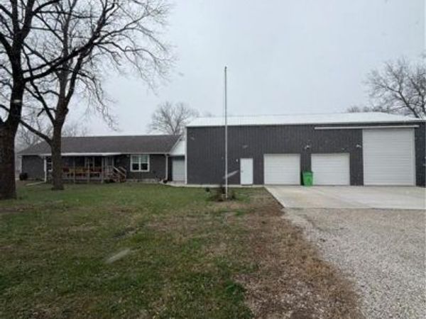 106 S PRESTON Street, Kincaid, KS 66039