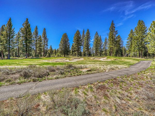 9364 Heartwood Drive, Truckee, CA 96161
