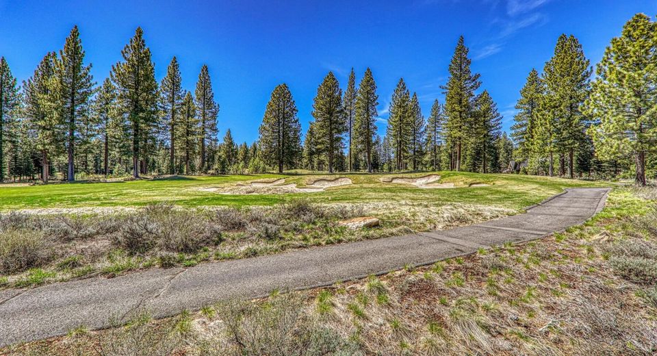9364 Heartwood Drive, Truckee, CA 96161 Photo