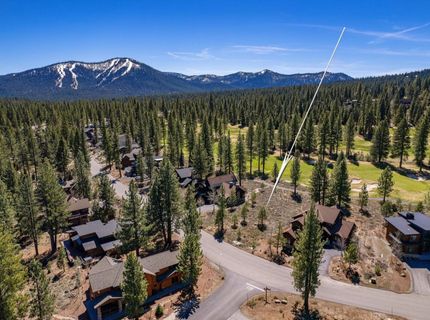 9364 Heartwood Drive, Truckee, CA 96161 Photo