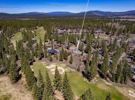 9364 Heartwood Drive, Truckee, CA 96161 Photo