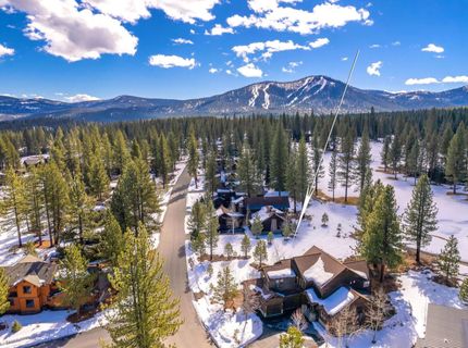 9364 Heartwood Drive, Truckee, CA 96161 Photo