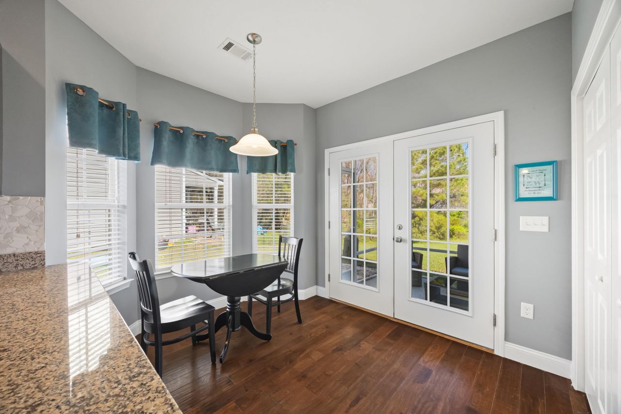 268 Admiration Avenue Photo 10