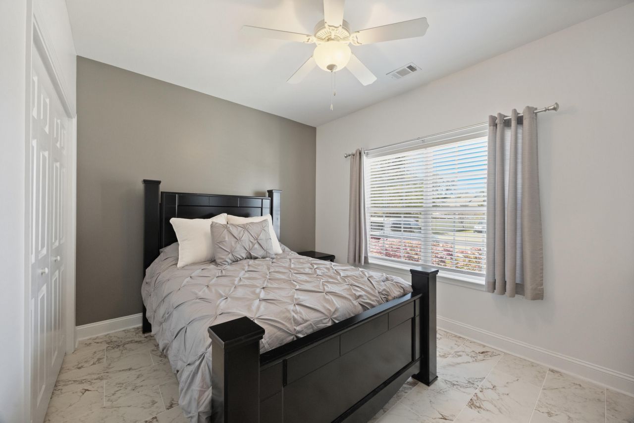 268 Admiration Avenue Photo 16