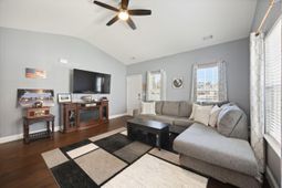 268 Admiration Avenue photo 4