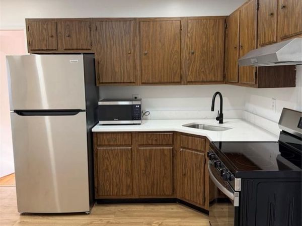 15 College Drive 15, EDISON, NJ 08817