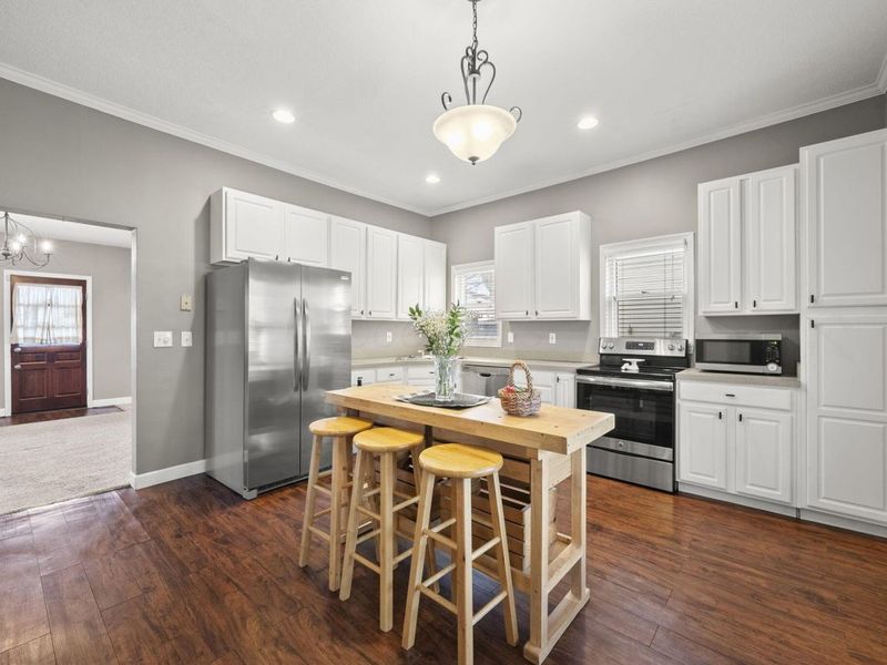 140 Walnut Street, Columbus, OH 43230 Photo 11