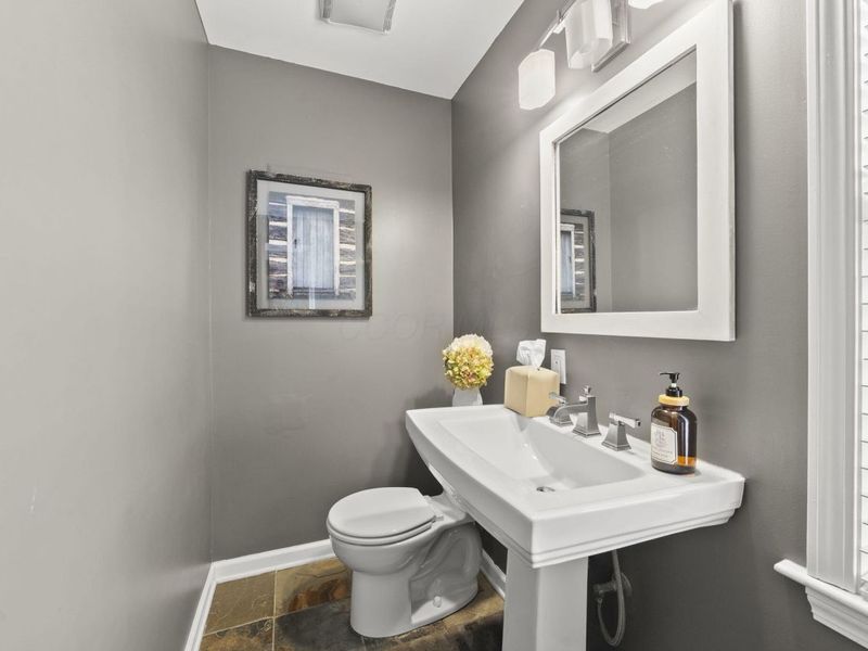 140 Walnut Street, Columbus, OH 43230 Photo 14