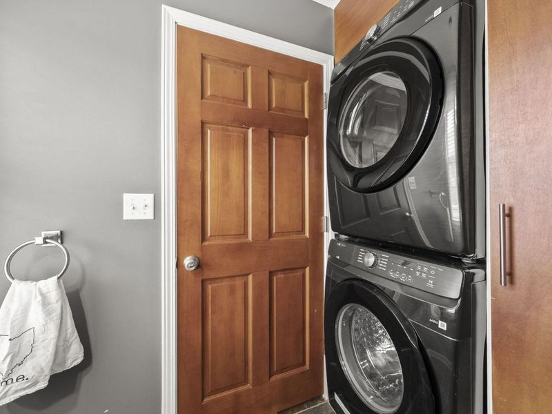 140 Walnut Street, Columbus, OH 43230 Photo 15