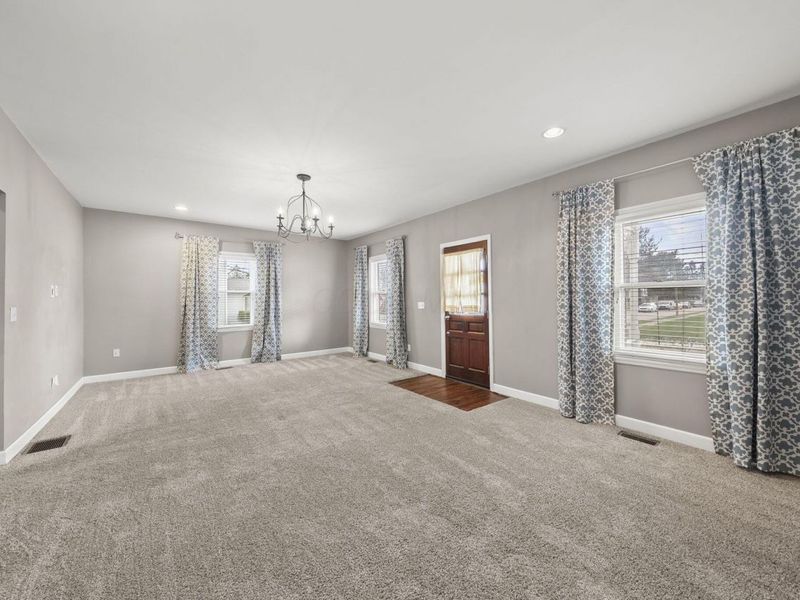 140 Walnut Street, Columbus, OH 43230 Photo 3