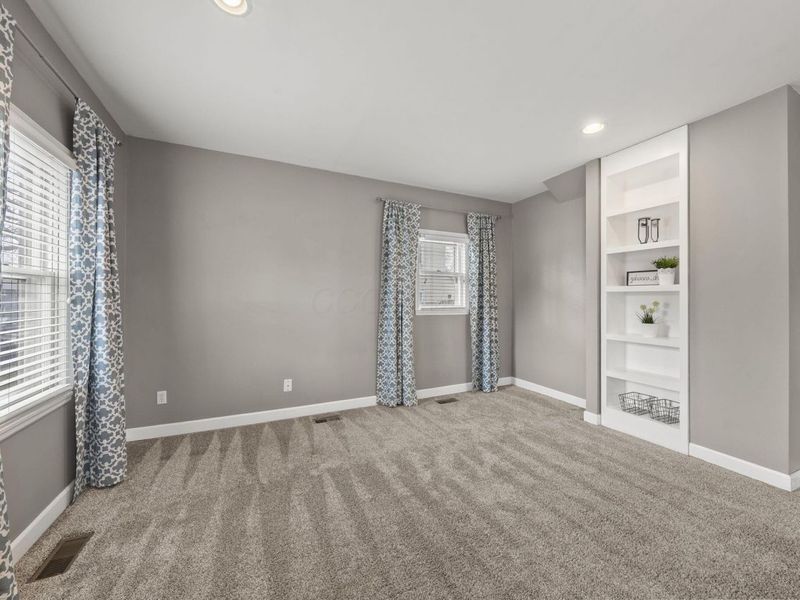 140 Walnut Street, Columbus, OH 43230 Photo 8