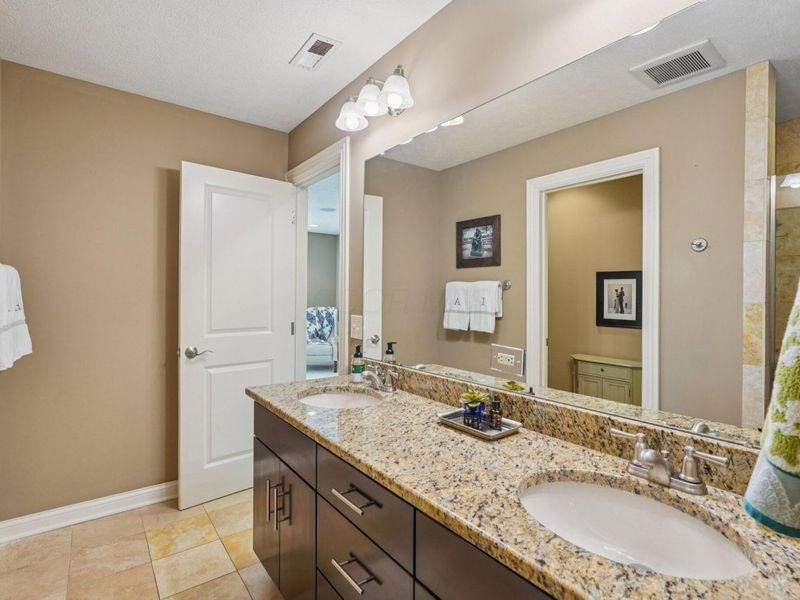 41 W Frankfort Street , Columbus, OH 43206 Photo 33