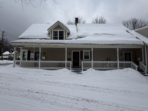 211 Main Street, Ludlow, VT 05149