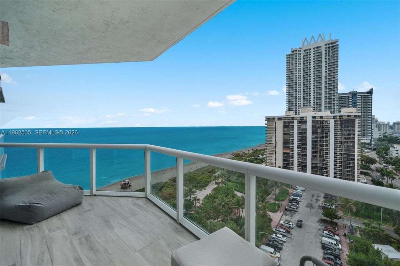 6515 Collins Ave, Unit 1507, Miami Beach, FL 33141 Photo