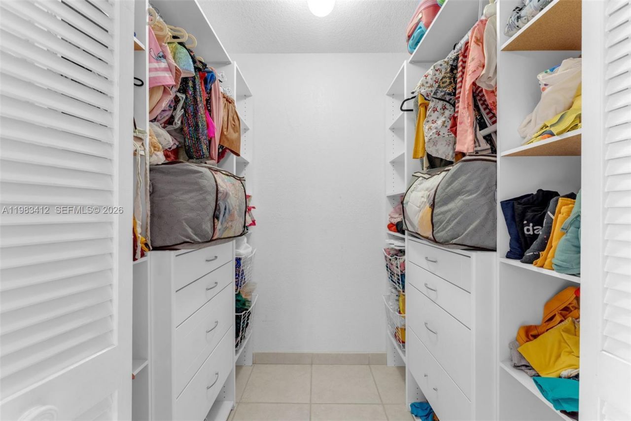 5208 NW 103rd Ave, Doral, FL 33178 Photo