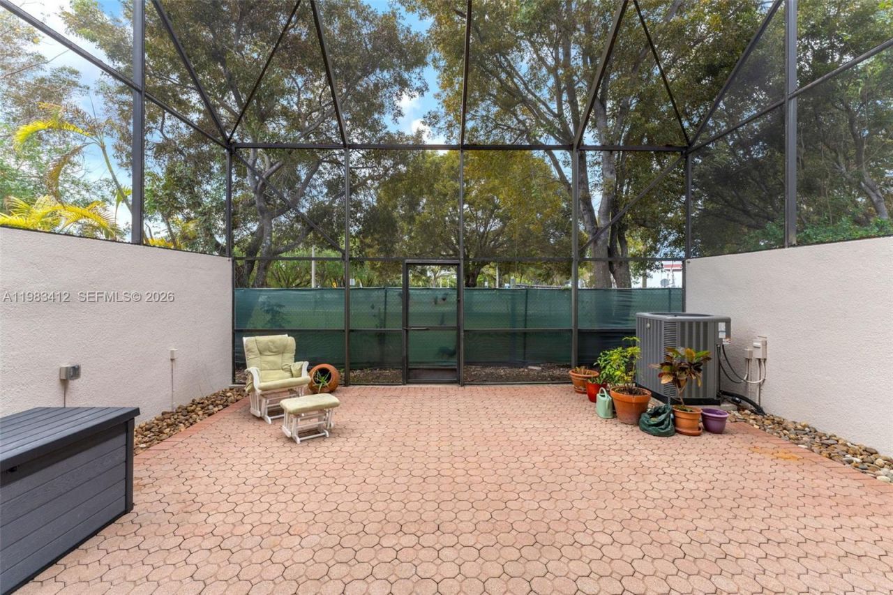 5208 NW 103rd Ave, Doral, FL 33178 Photo