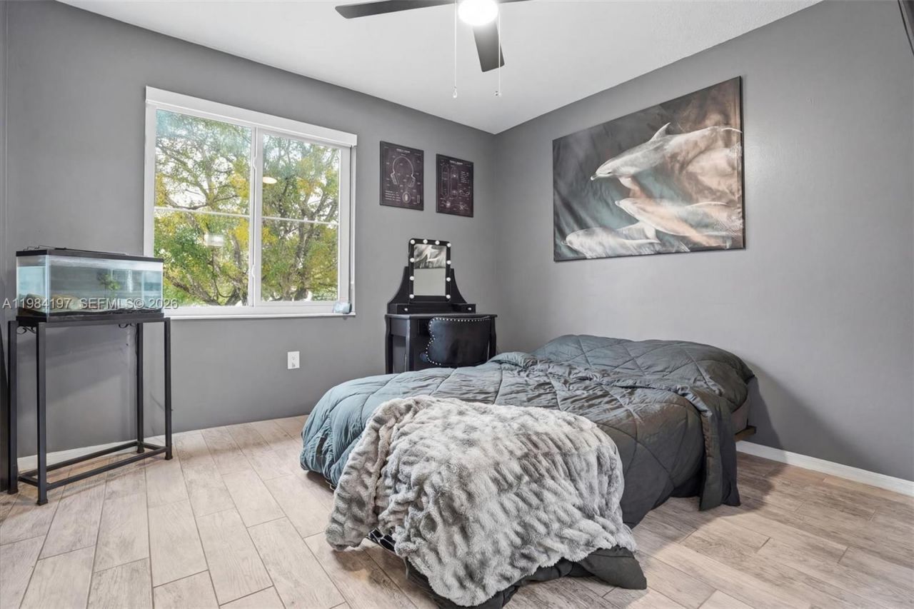 11201 Sunview Way, Cooper City, FL 33026 Photo