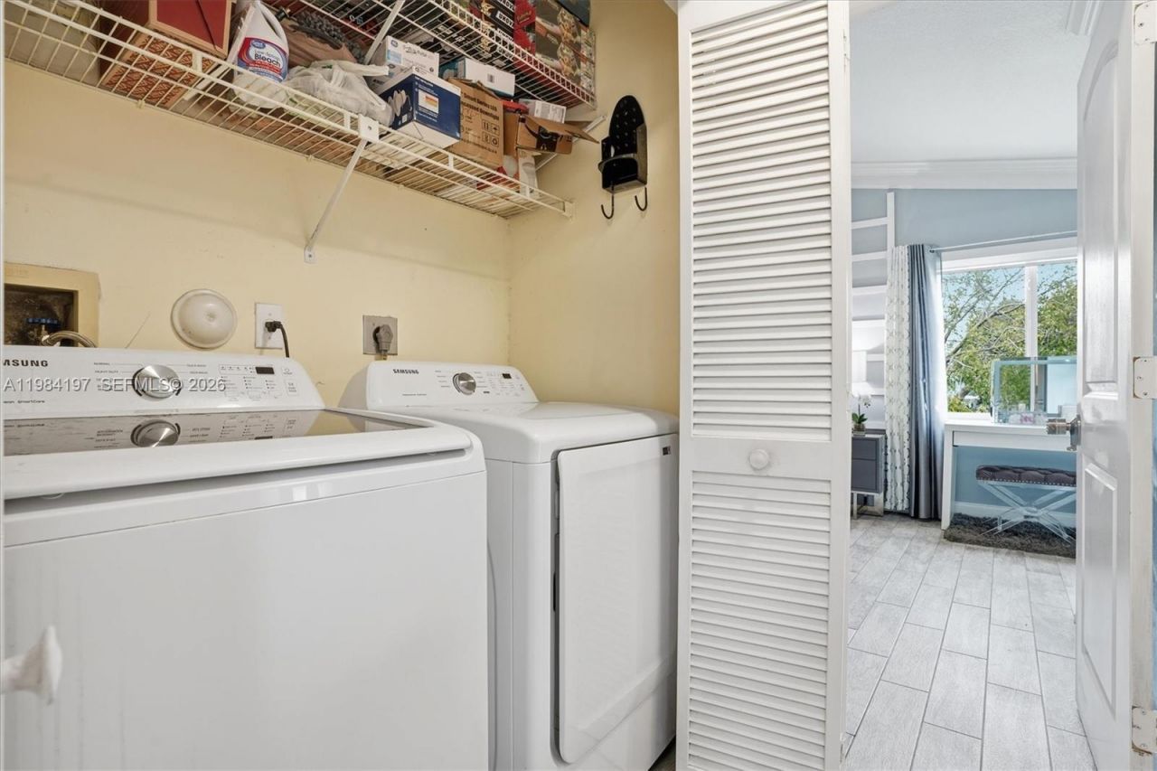 11201 Sunview Way, Cooper City, FL 33026 Photo