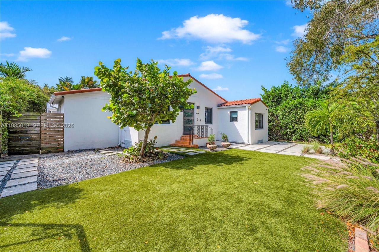 1240 SW 21st St , Miami, FL 33145 Photo