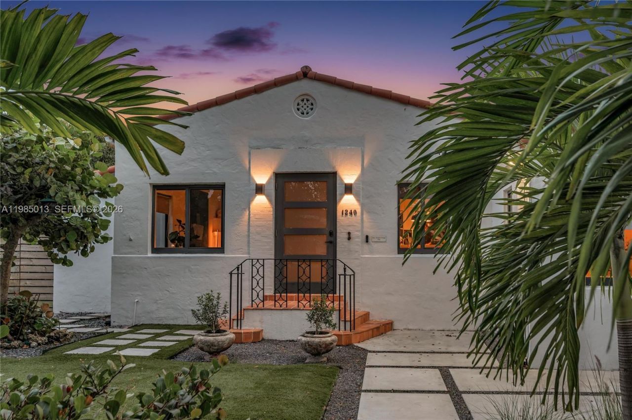 1240 SW 21st St , Miami, FL 33145 Photo