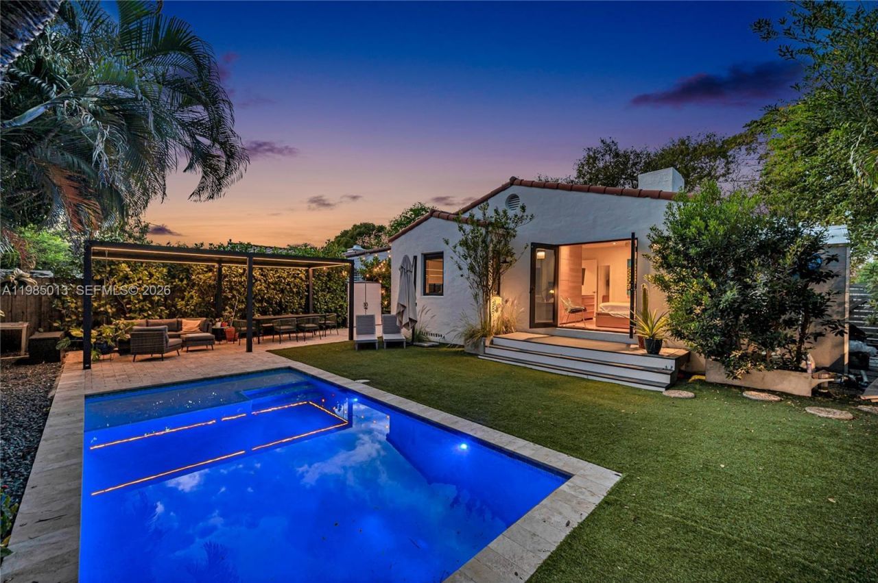 1240 SW 21st St , Miami, FL 33145 Photo