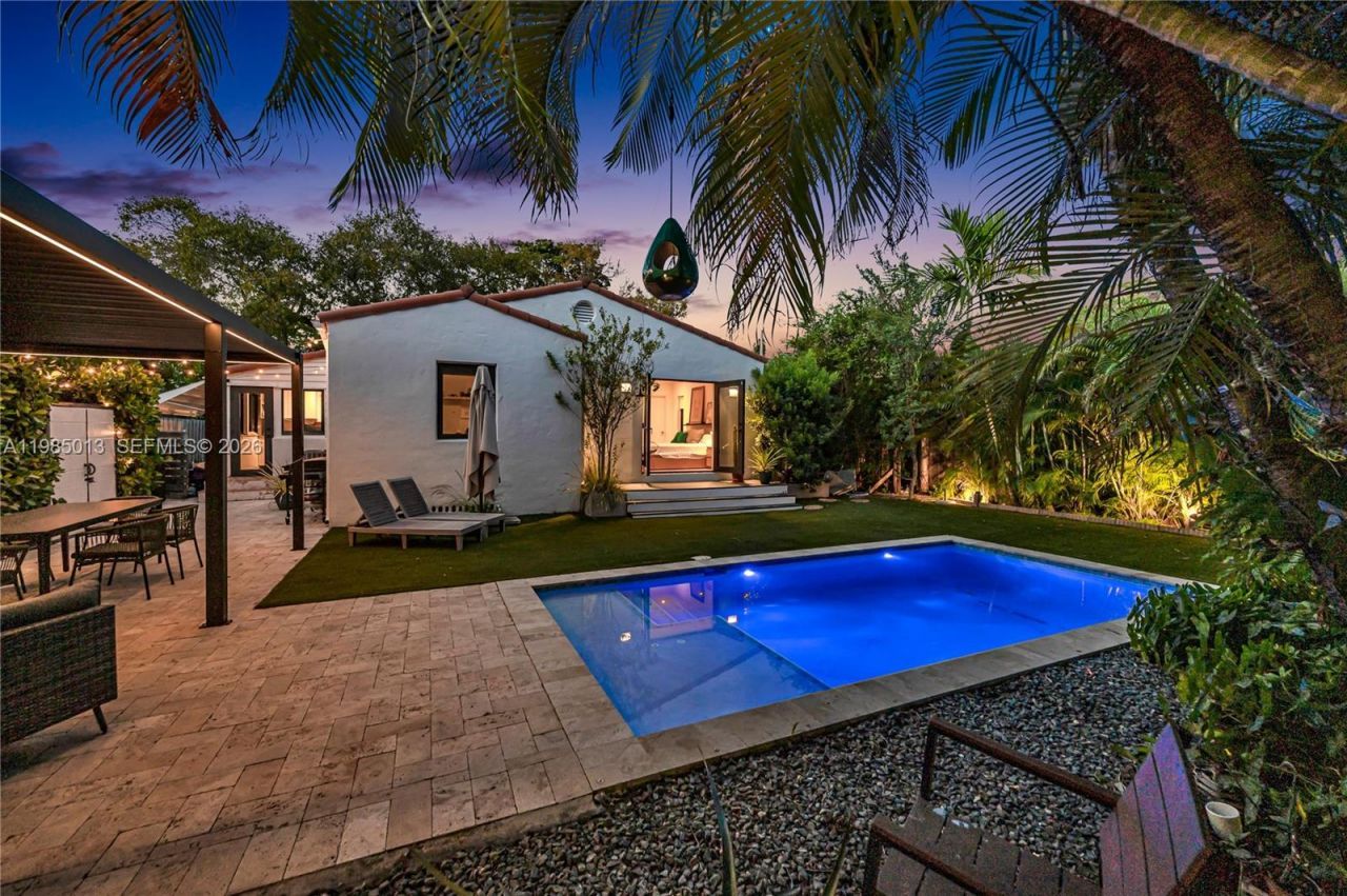 1240 SW 21st St , Miami, FL 33145 Photo