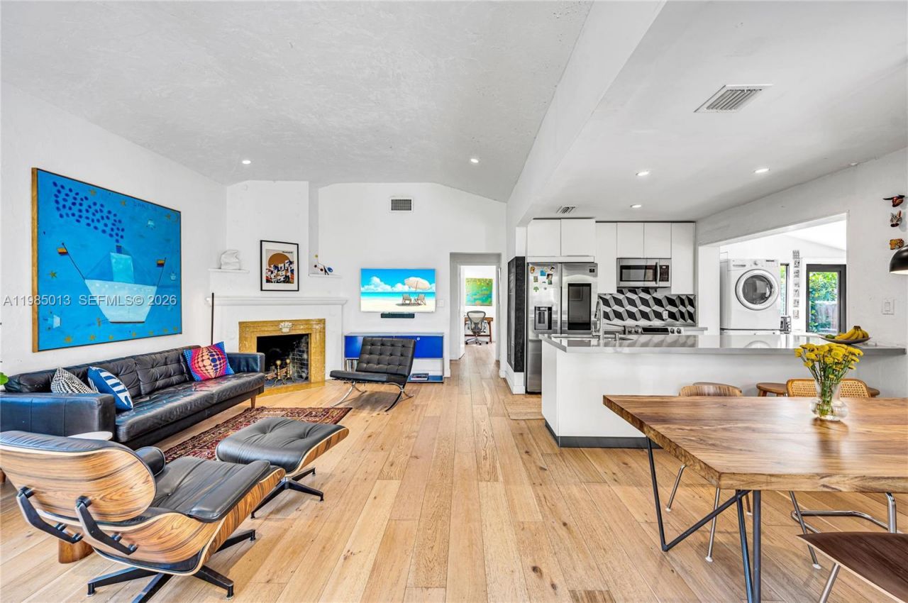 1240 SW 21st St , Miami, FL 33145 Photo