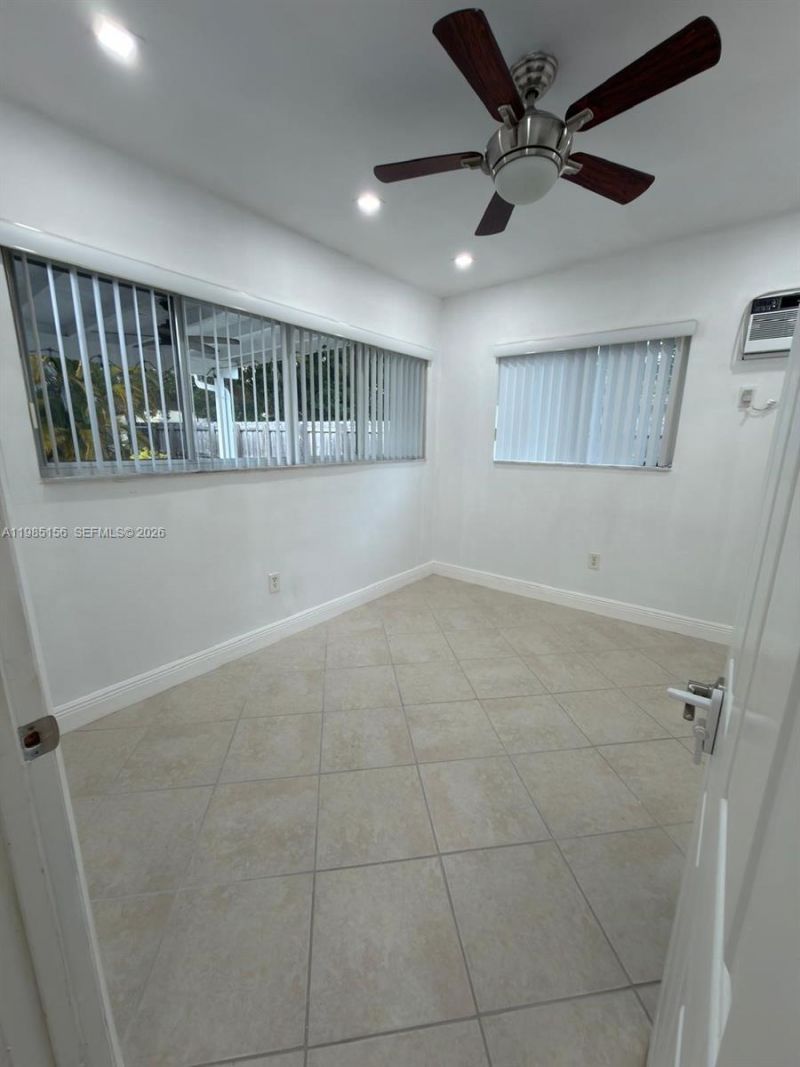 11840 SW 81st Rd, Unit #1, Pinecrest, FL 33156 Photo