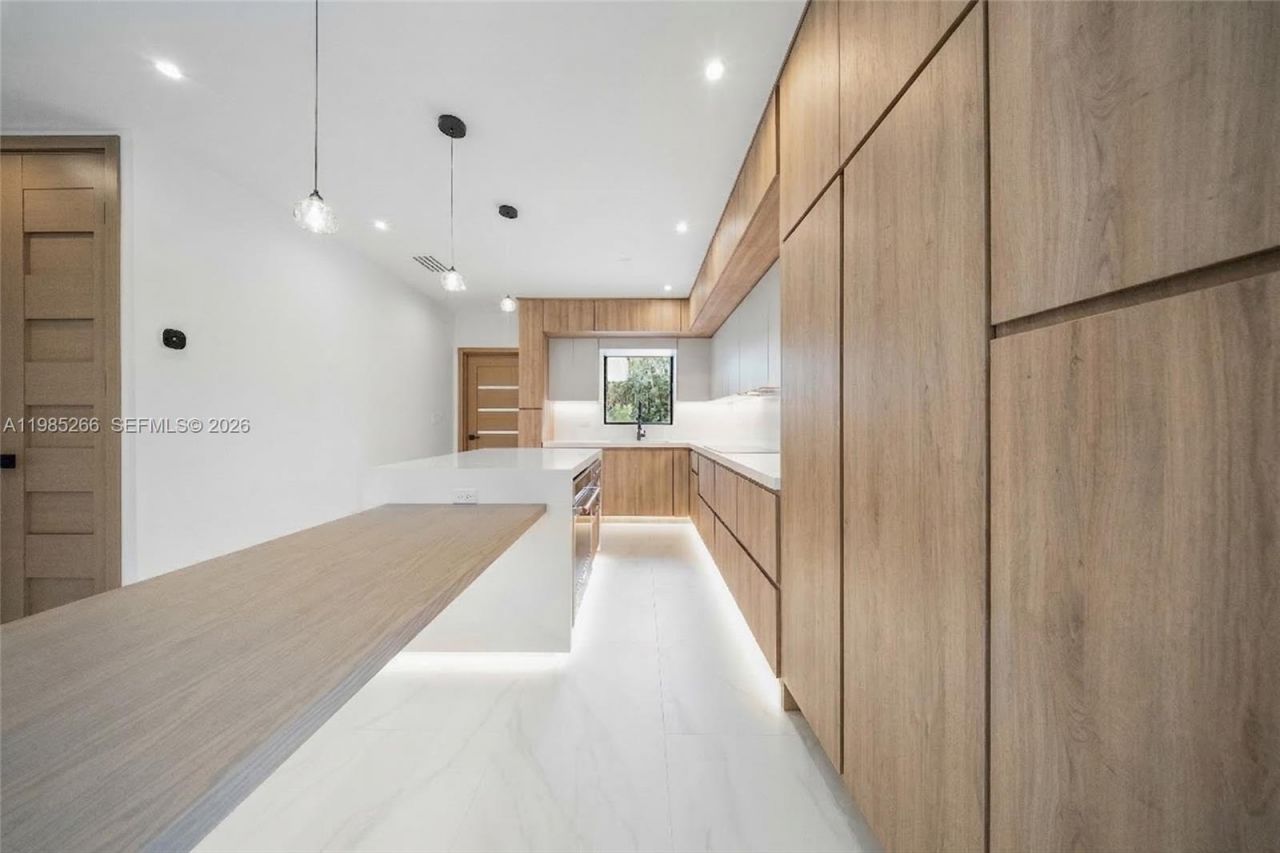 4241 Red Rd , Coral Gables, FL 33155 Photo