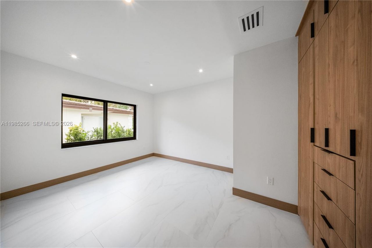 4241 Red Rd , Coral Gables, FL 33155 Photo