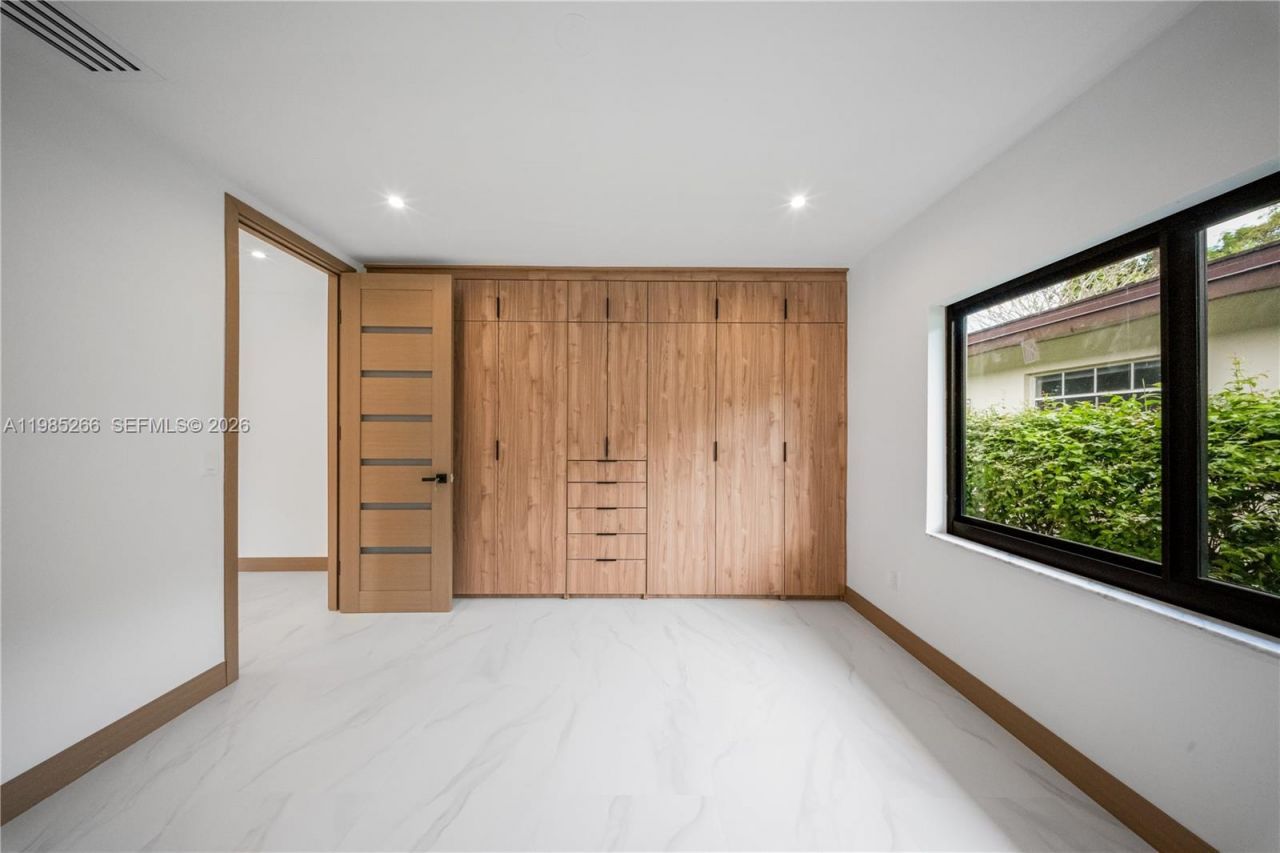 4241 Red Rd , Coral Gables, FL 33155 Photo