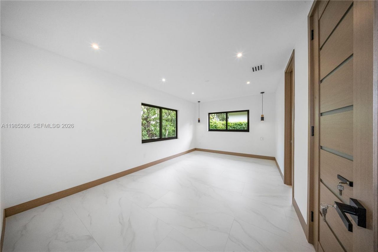 4241 Red Rd , Coral Gables, FL 33155 Photo