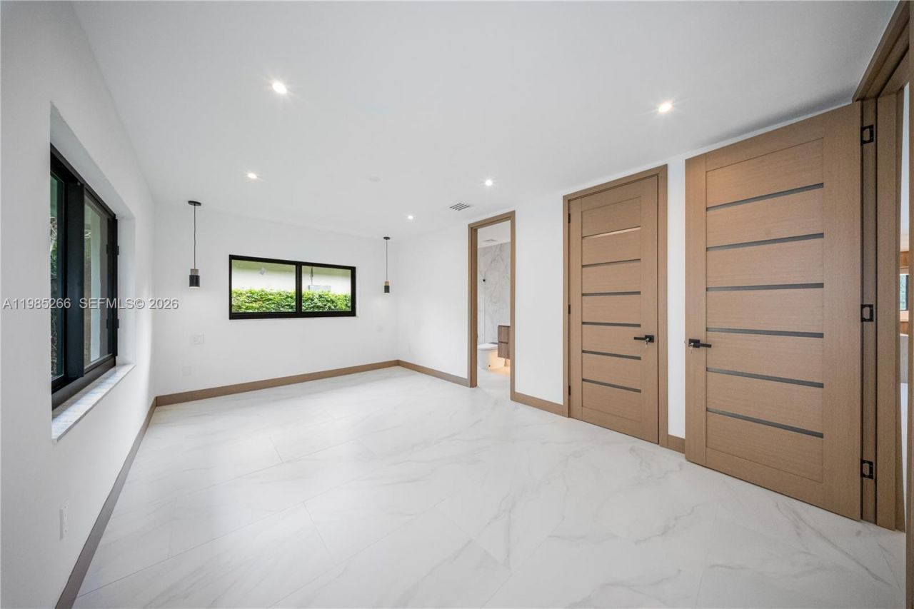 4241 Red Rd , Coral Gables, FL 33155 Photo