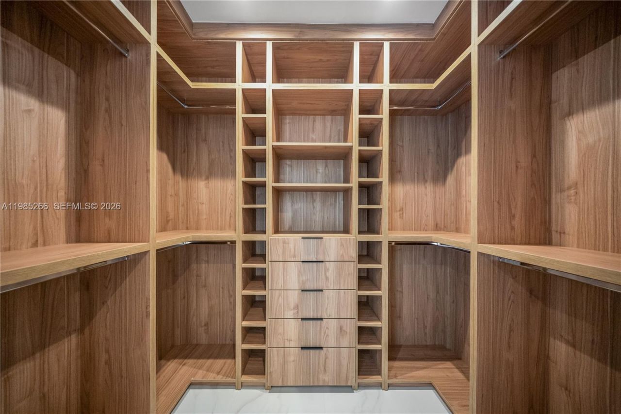 4241 Red Rd , Coral Gables, FL 33155 Photo