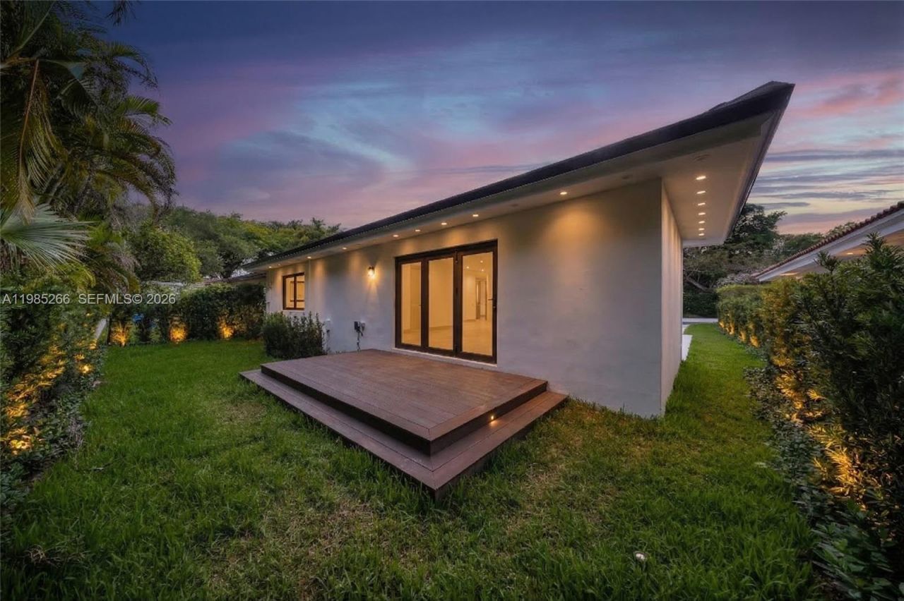 4241 Red Rd , Coral Gables, FL 33155 Photo