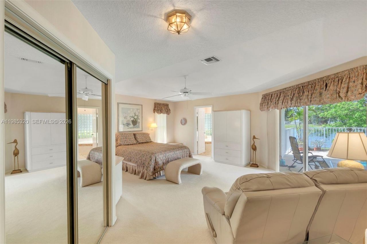 4927 NW 67th Ave, Lauderhill, FL 33319 Photo