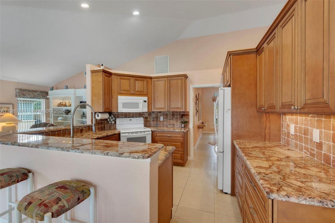 4927 NW 67th Ave, Lauderhill, FL 33319 Photo