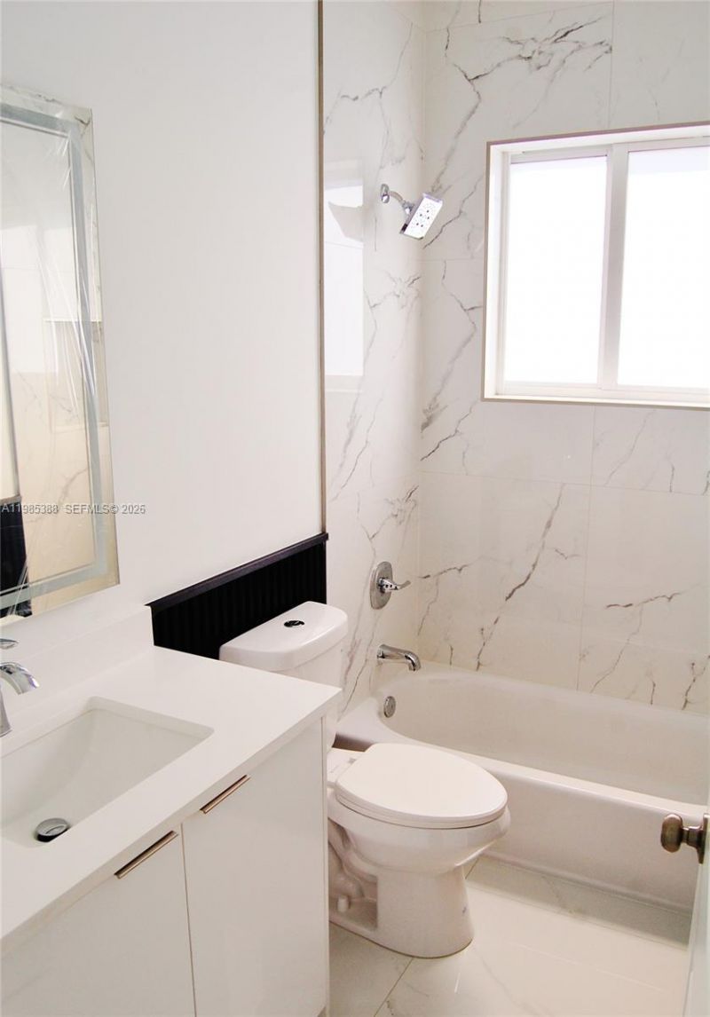 2640 NW 3rd St, Pompano Beach, FL 33069 Photo