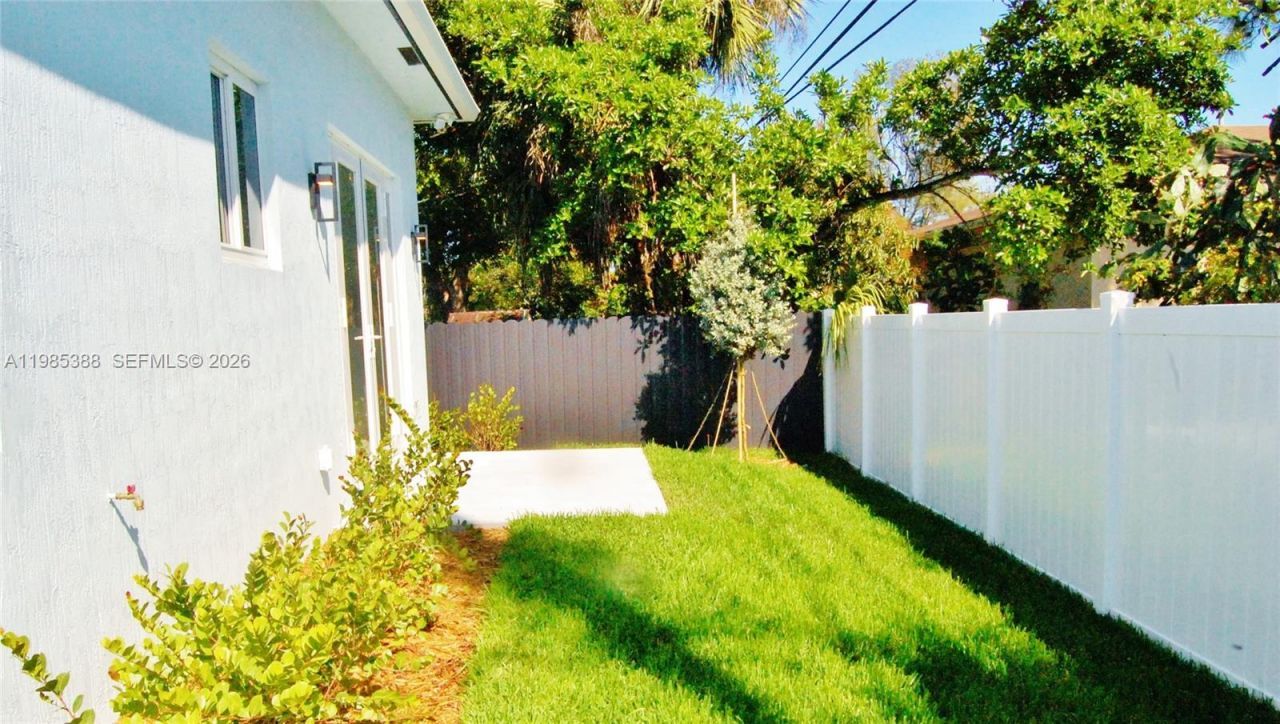 2640 NW 3rd St , Pompano Beach, FL 33069 Photo