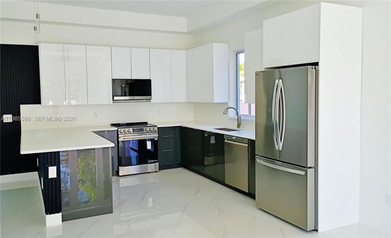 2640 NW 3rd St, Pompano Beach, FL 33069 Photo