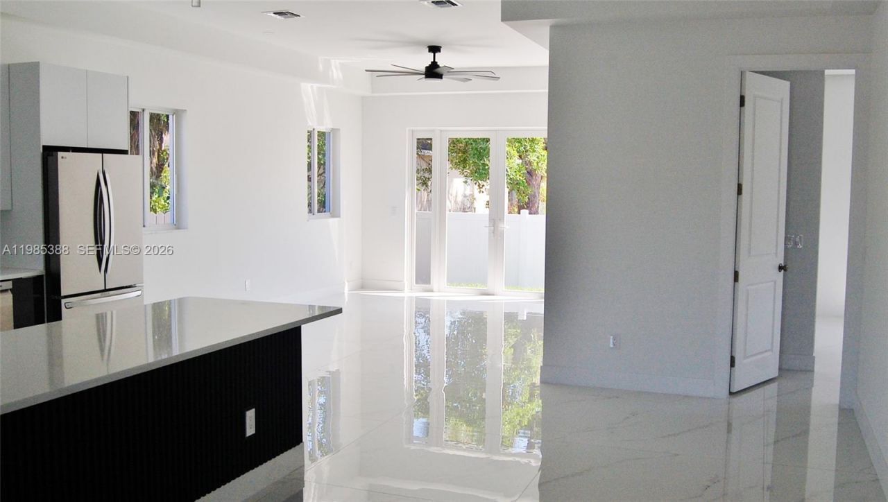 2640 NW 3rd St, Pompano Beach, FL 33069 Photo
