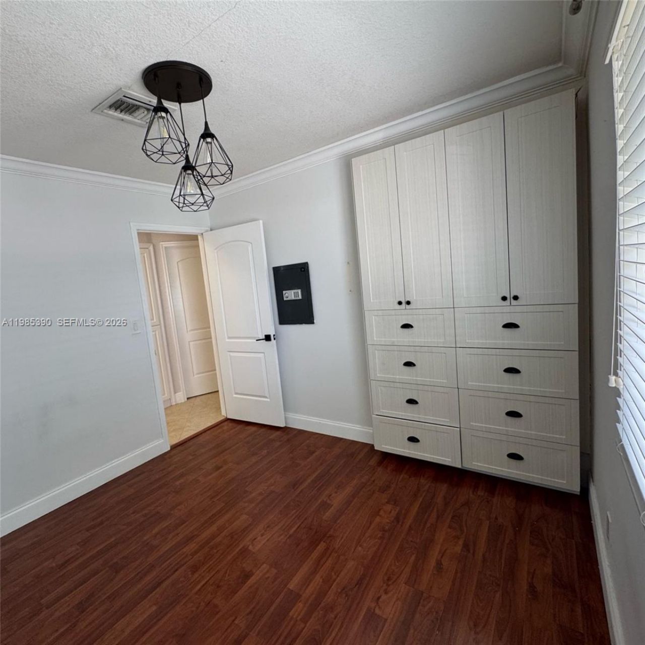 4261 SW 22nd St, Fort Lauderdale, FL 33317 Photo