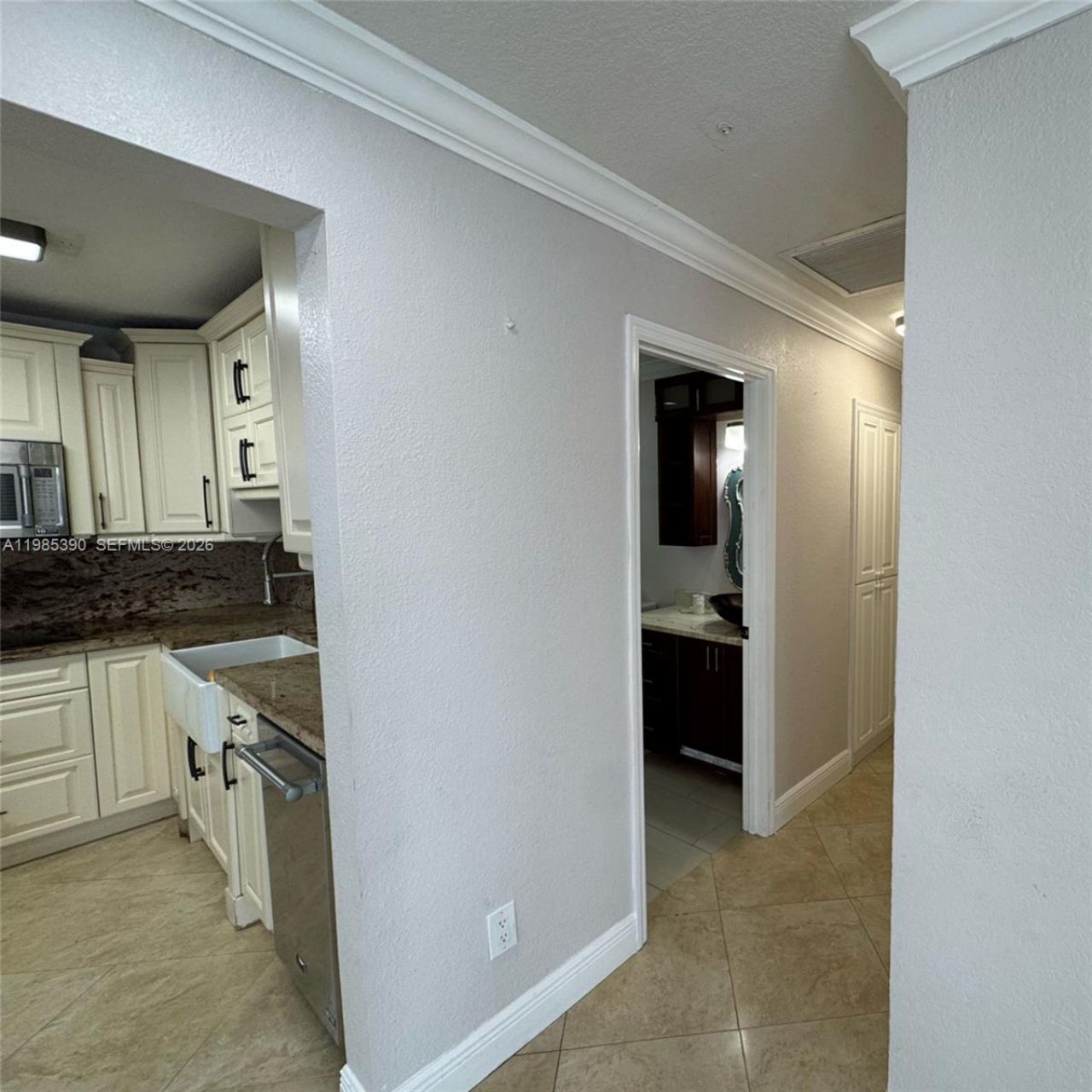 4261 SW 22nd St, Fort Lauderdale, FL 33317 Photo