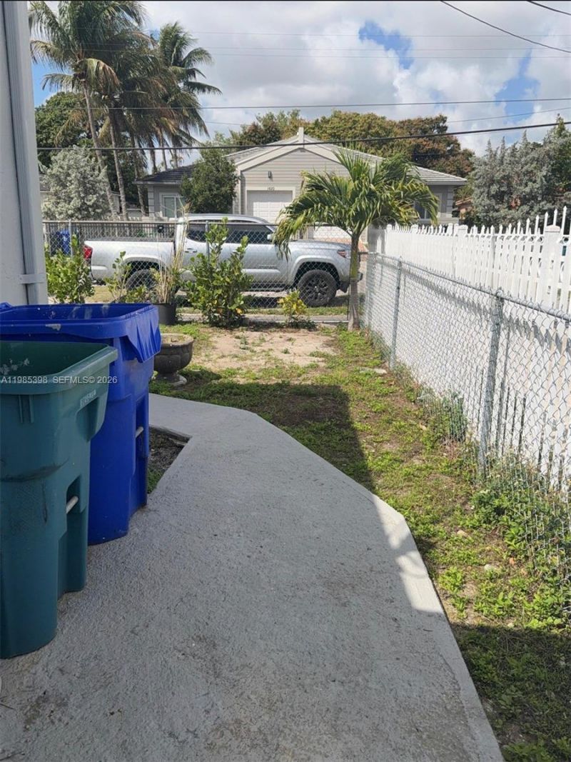 1637 NW 31st Ave, Unit ., Miami, FL 33125 Photo