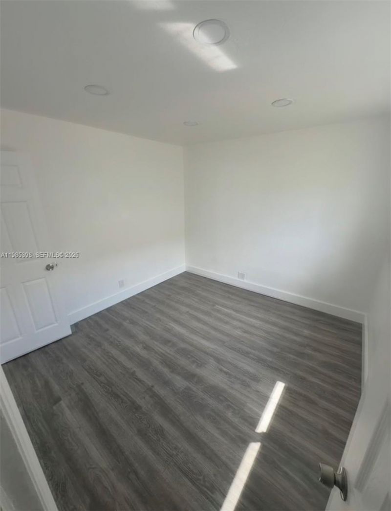 1637 NW 31st Ave, Unit ., Miami, FL 33125 Photo