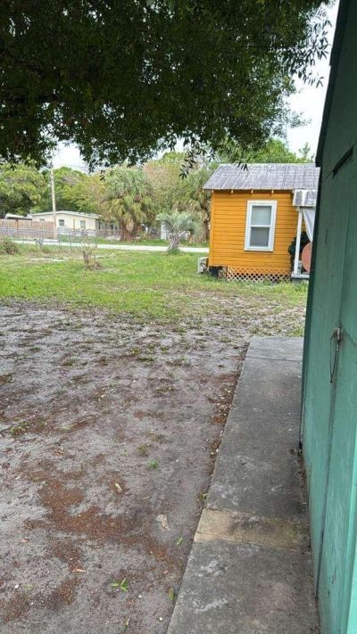 2206 Delaware Avenue, Fort Pierce, FL 34950 Photo