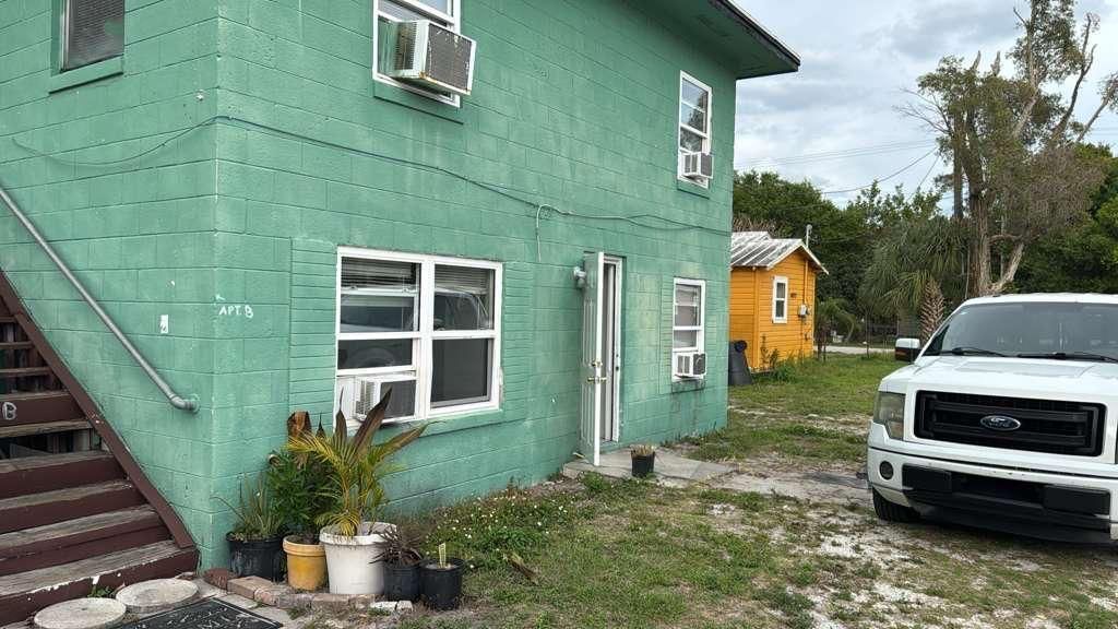 2206 Delaware Avenue, Fort Pierce, FL 34950 Photo