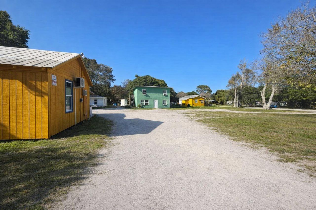 2206 Delaware Avenue, Fort Pierce, FL 34950 Photo